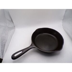 Griswold #4 7 Inch Cast Iron Skillet Small Logo Vintage Double Pour A Serie READ